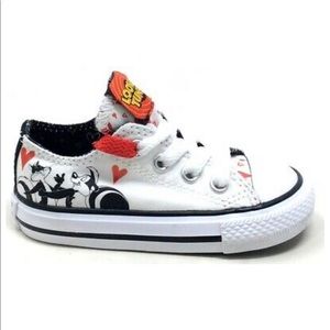 Looney Tunes Classic Pepe le Pew Toddler Sneakers